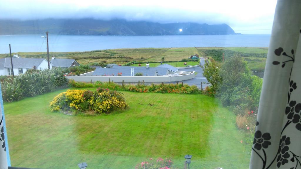 Achill Isle House Couette-café